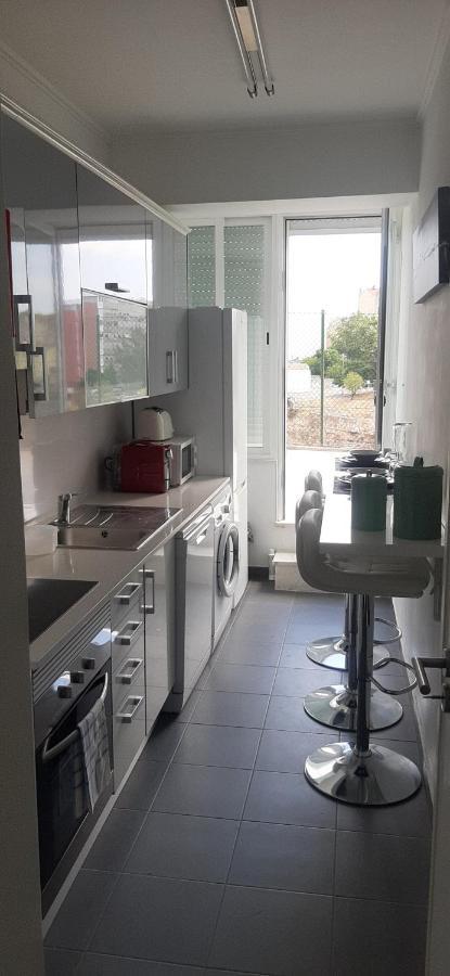 Minimalist Apartment Located near Belém Lisboa Exterior foto