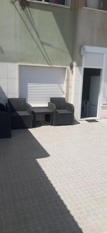 Minimalist Apartment Located near Belém Lisboa Exterior foto